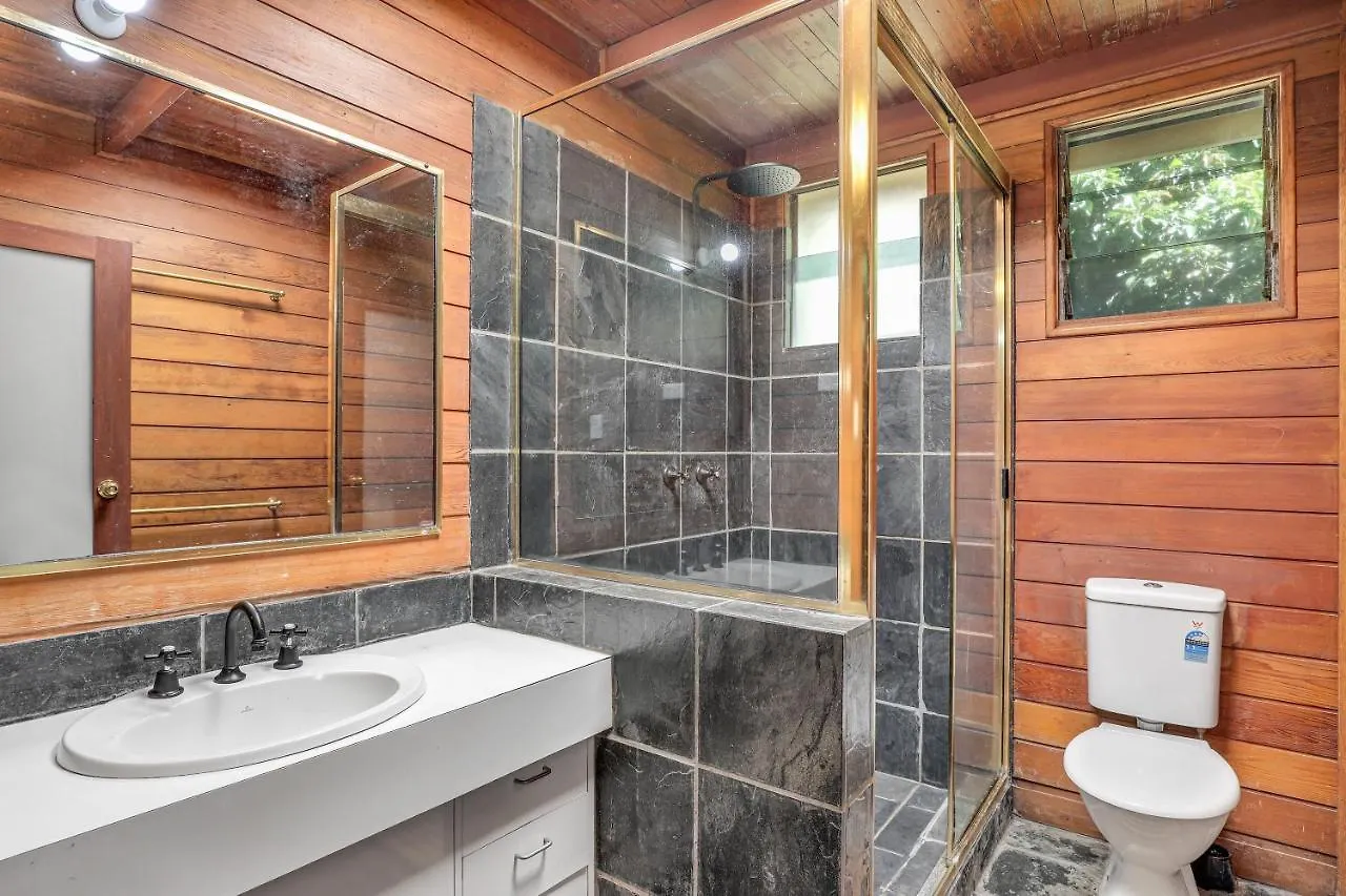 4 Billa Street Villa Point Lookout